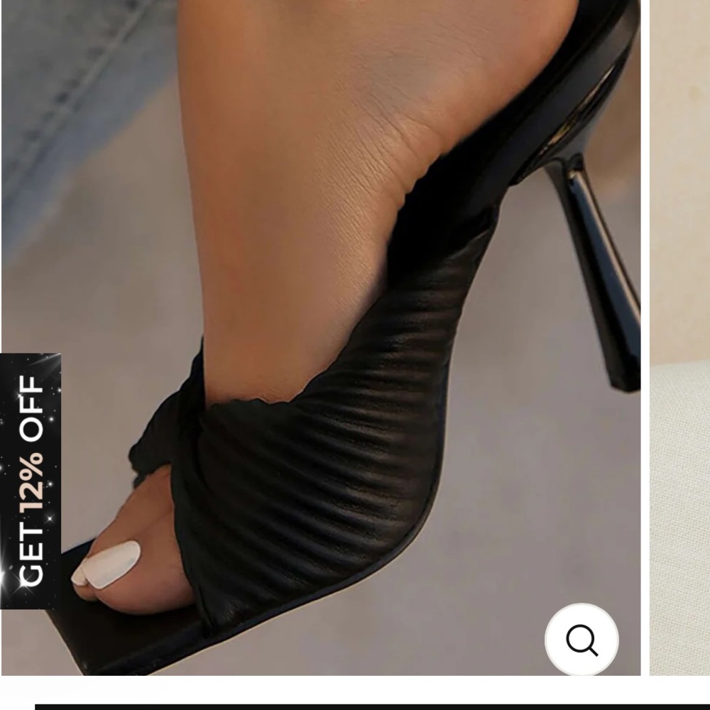 Square toe kitten heels!